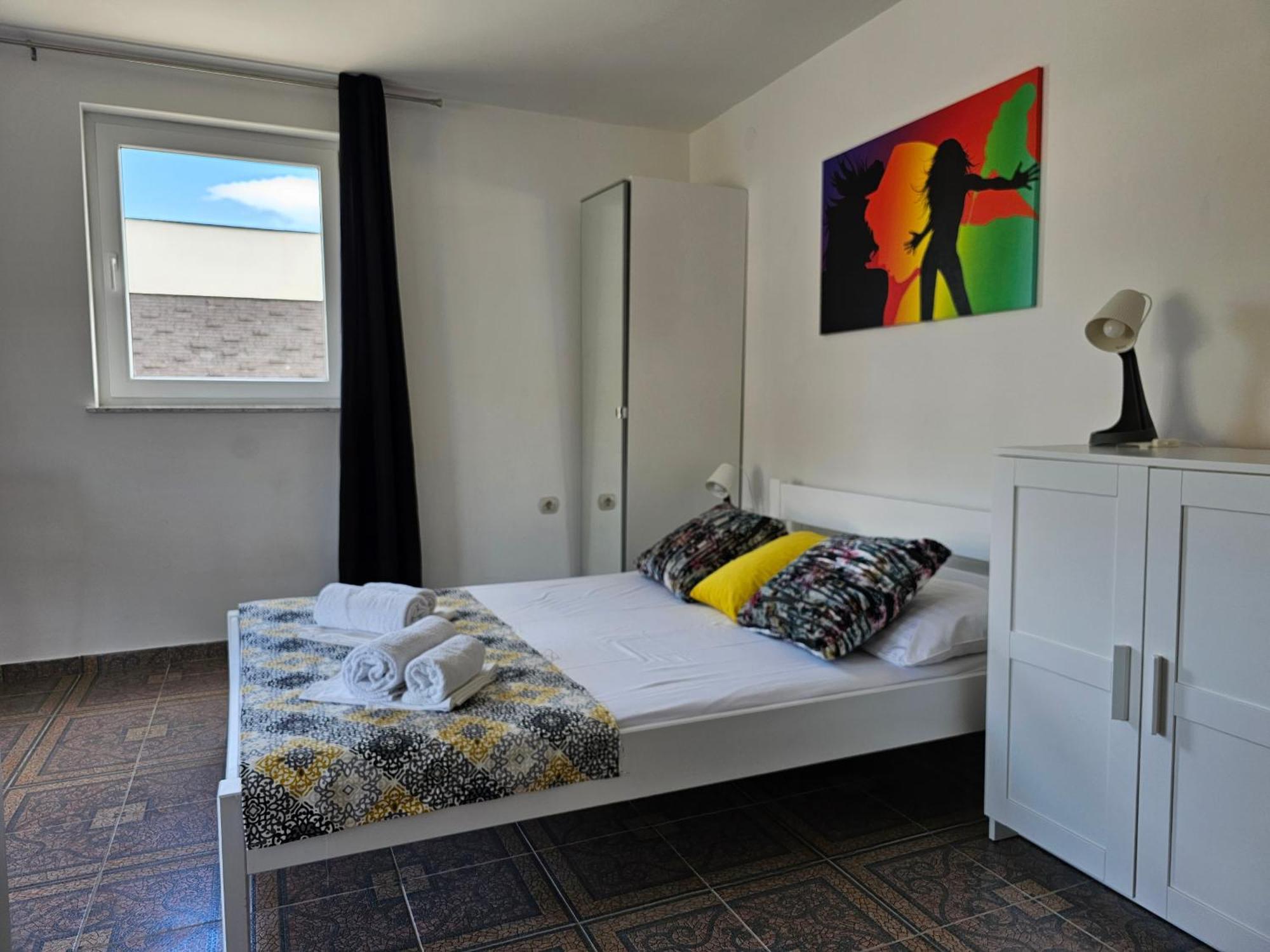 Apartments Antonia - S. Novalja スタラ・ノヴァリャ 部屋 写真